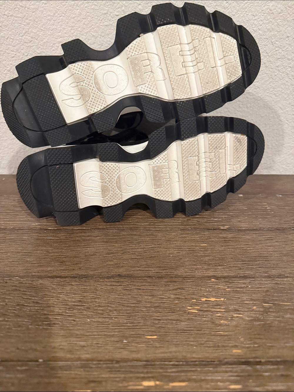 Sorel Black and White Platform Sport Sandals - Picture 7 of 8